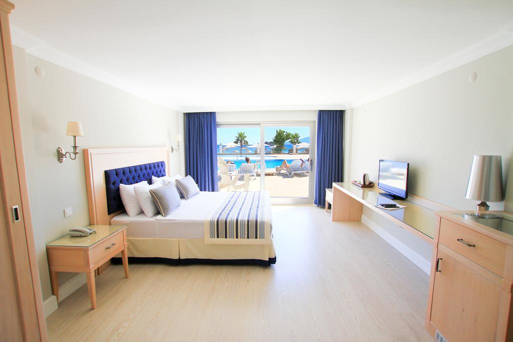 Palm Bay Beach Hotel Emecik Ngoại thất bức ảnh
