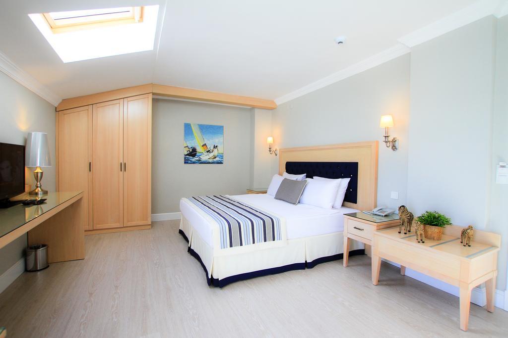 Palm Bay Beach Hotel Emecik Ngoại thất bức ảnh