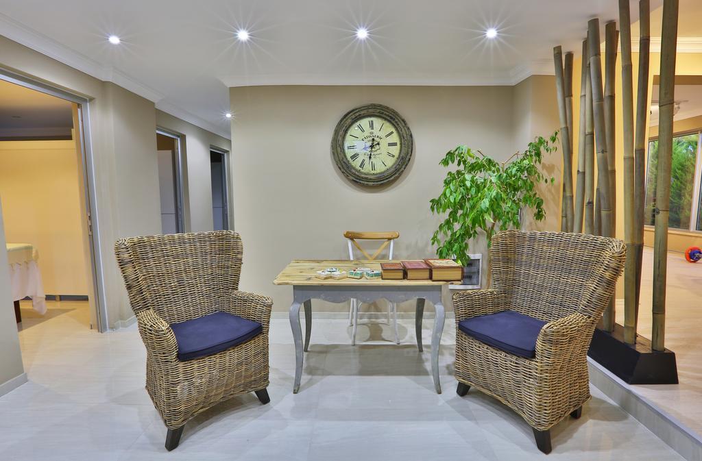 Palm Bay Beach Hotel Emecik Ngoại thất bức ảnh