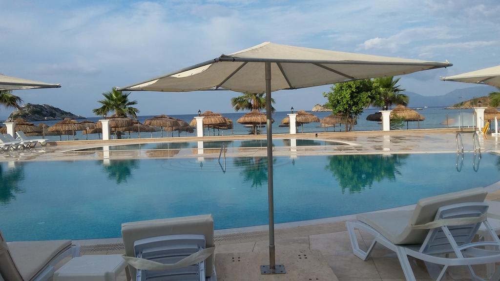 Palm Bay Beach Hotel Emecik Ngoại thất bức ảnh
